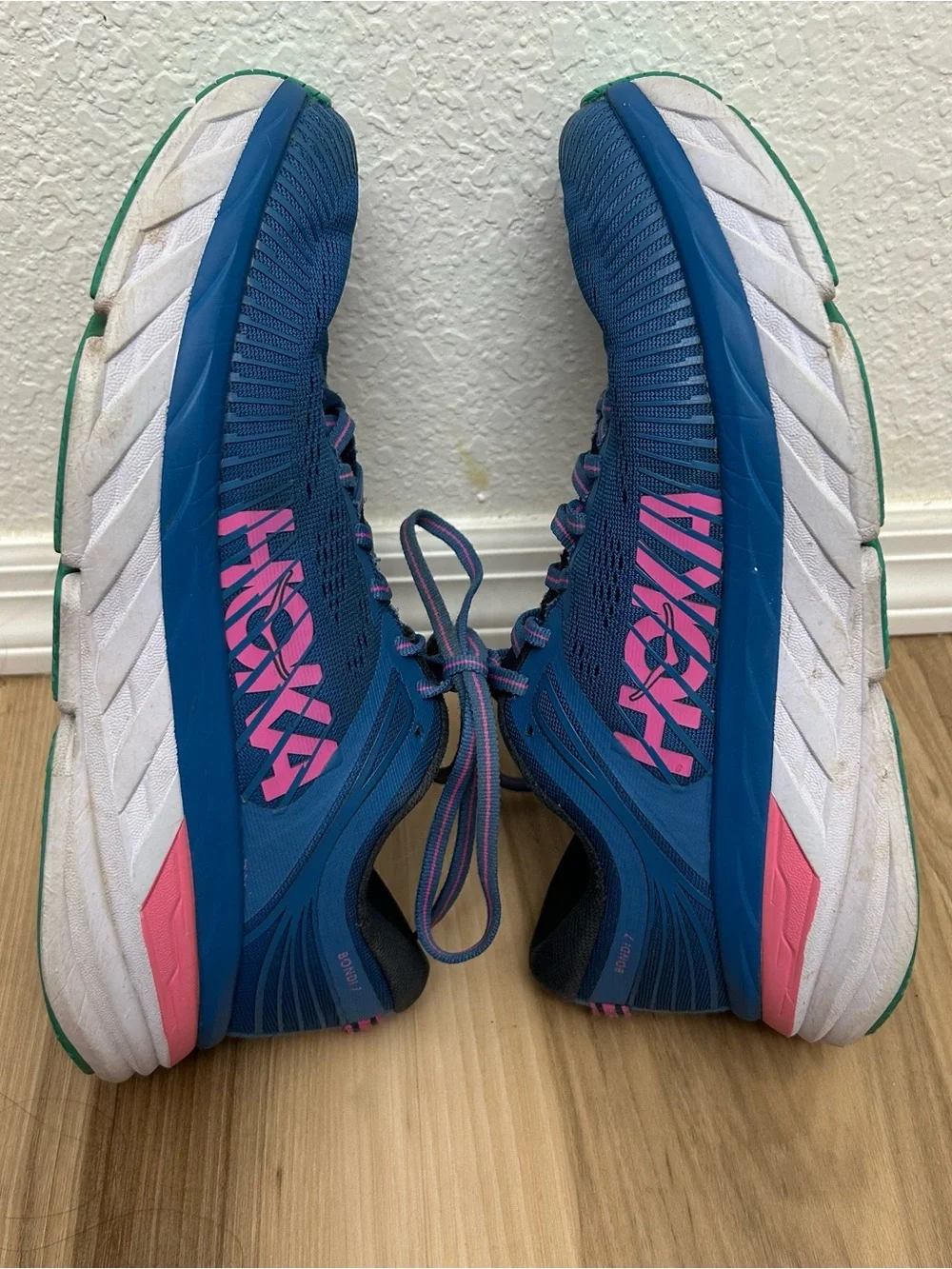 Hoka One One Bondi 7 Women's running shoes Vallarta Blue & Phlox Pink Size 7.5
